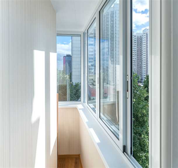 Как выбрать систему остекления для лоджии