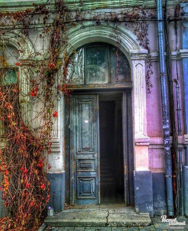Старинные двери