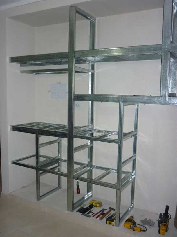 Установка стеллажа