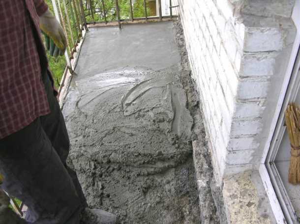 Стяжка пола на балконе - советы и инструкции Стяжка пола на балконе