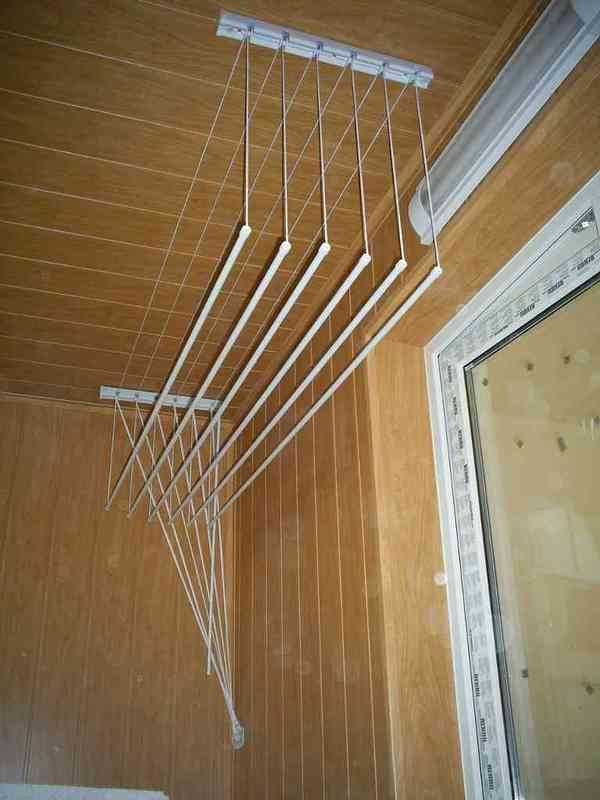 Сушилка на балкон для белья: экономия места и времени