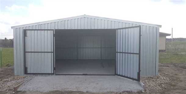 Проведение электромонтажных и сантехнических работ