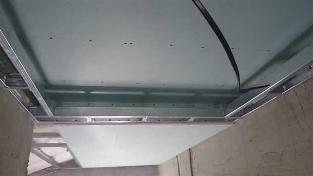 Этапы установки двухуровневого потолка из гипсокартона