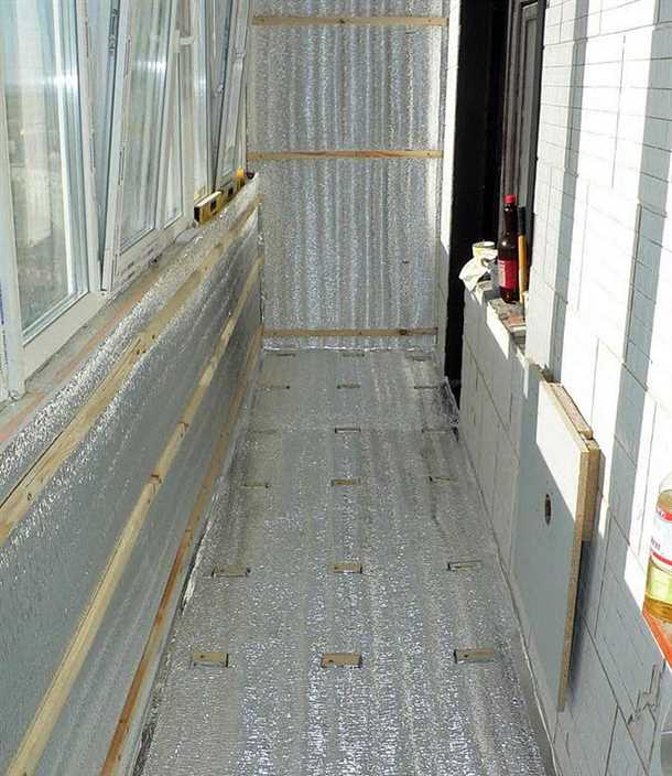 Подвесной балкон