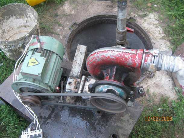 Обслуживание и ремонт вакуумного насоса для откачки канализации