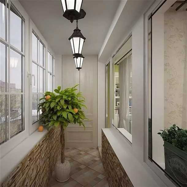 Преимущества стеклянной отделки балкона: