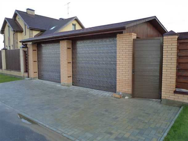 Специалисты