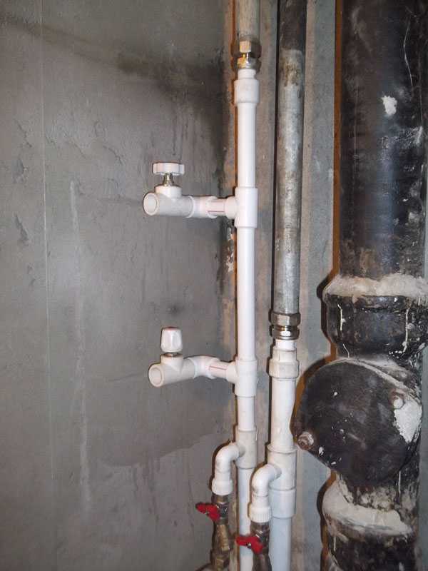 Установка нового стояка водоснабжения