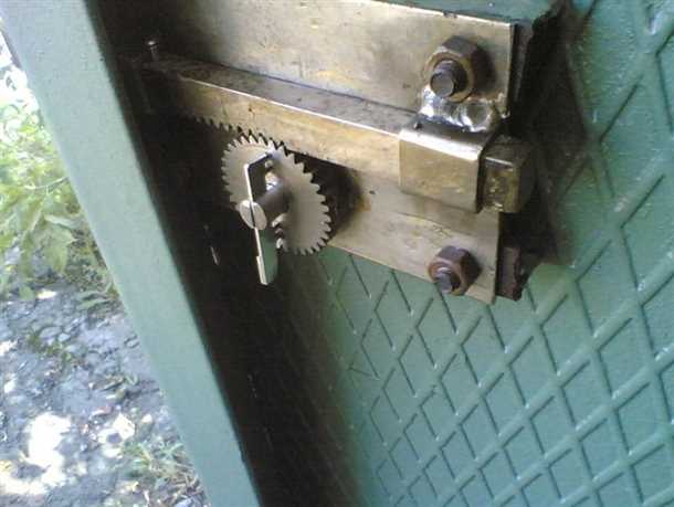 Установка гаражных замков с секретом