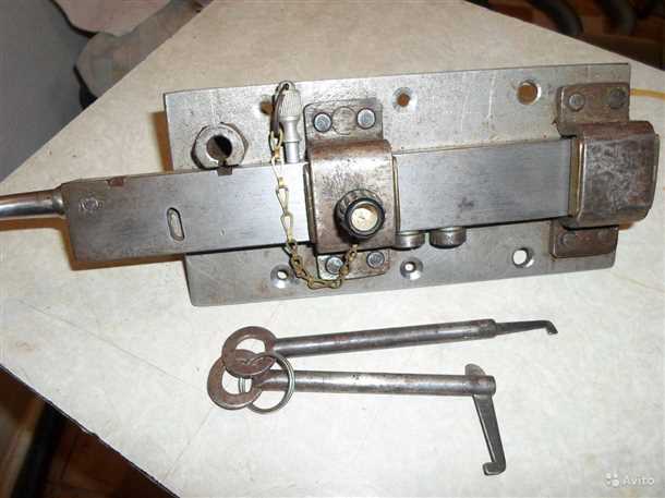 Преимущества использования гаражных замков с секретом