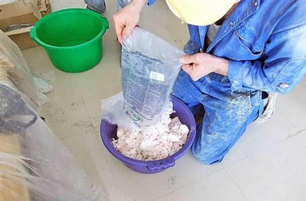 Как правильно разводить жидкие обои