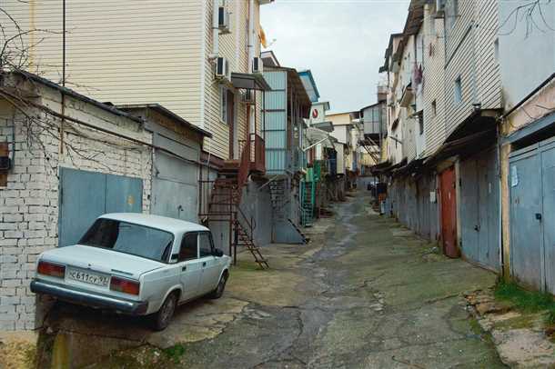 Пример использования гаража в качестве зоны отдыха: